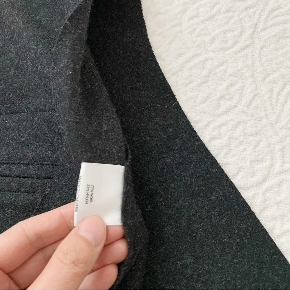 Eileen Fisher excellent loads